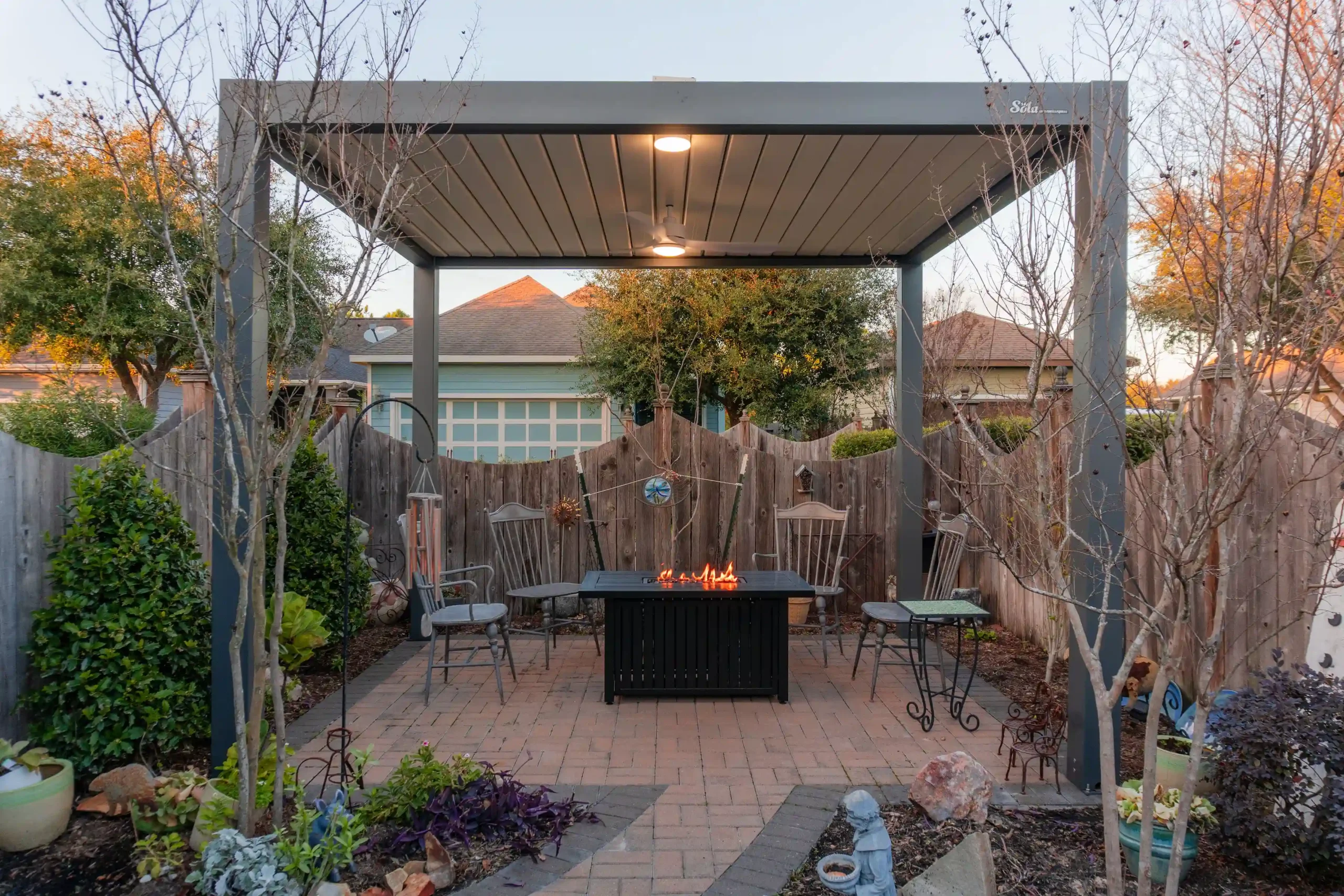 Front view of Sharon’s Backyard Lounge