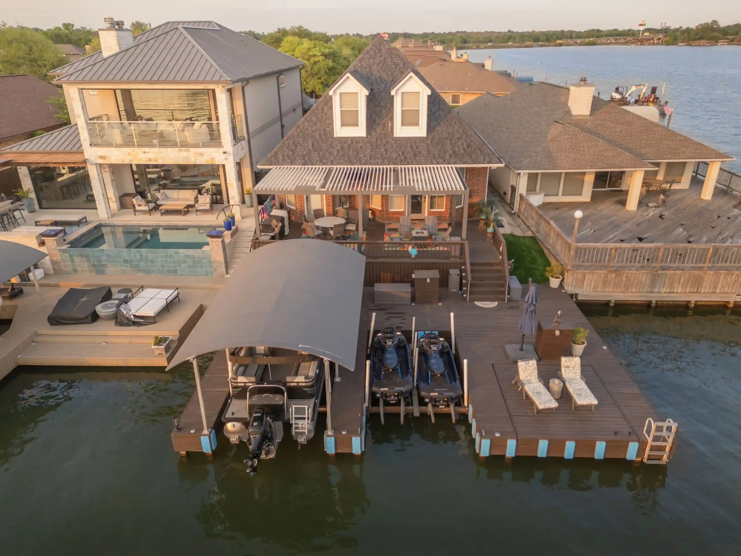 Residential_Mark's Lakeside Pergola