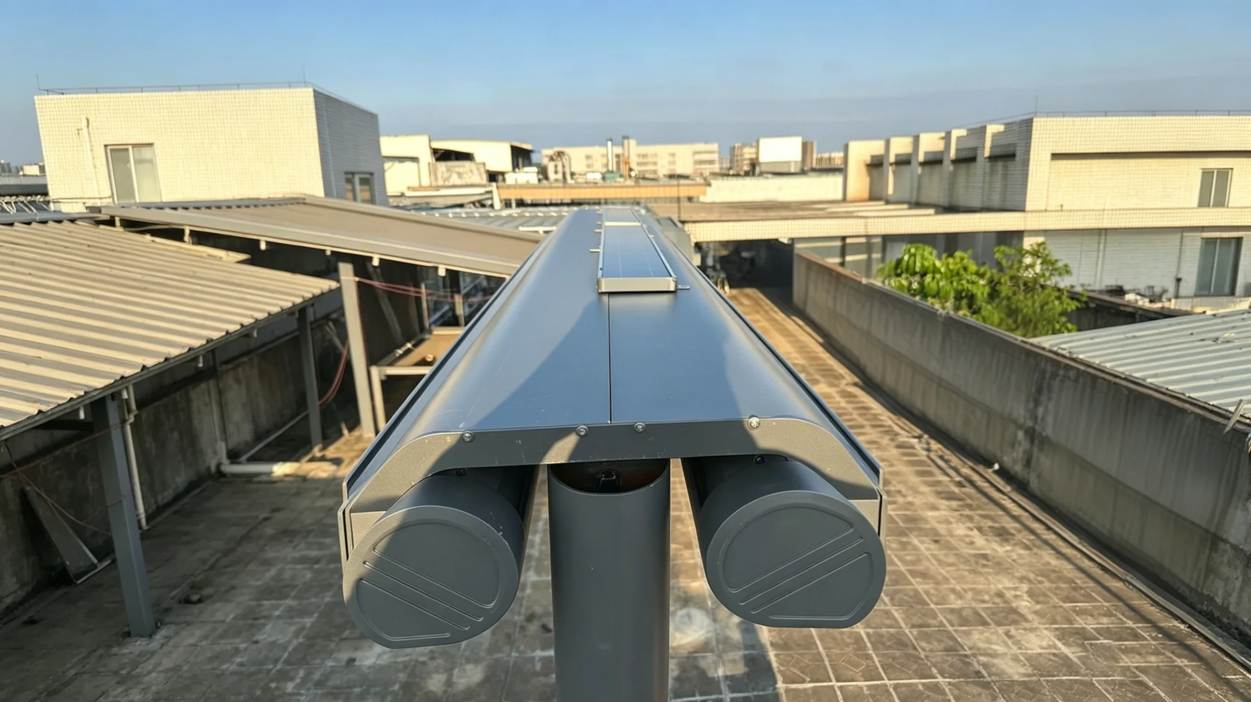 Butterfly Awning-Solar Core Drive